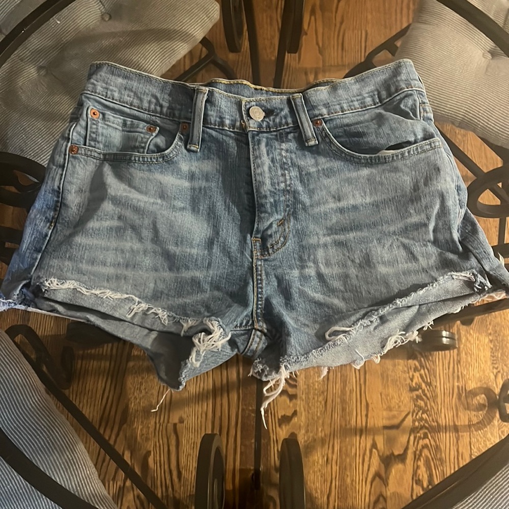 Levi jean shorts dark wash